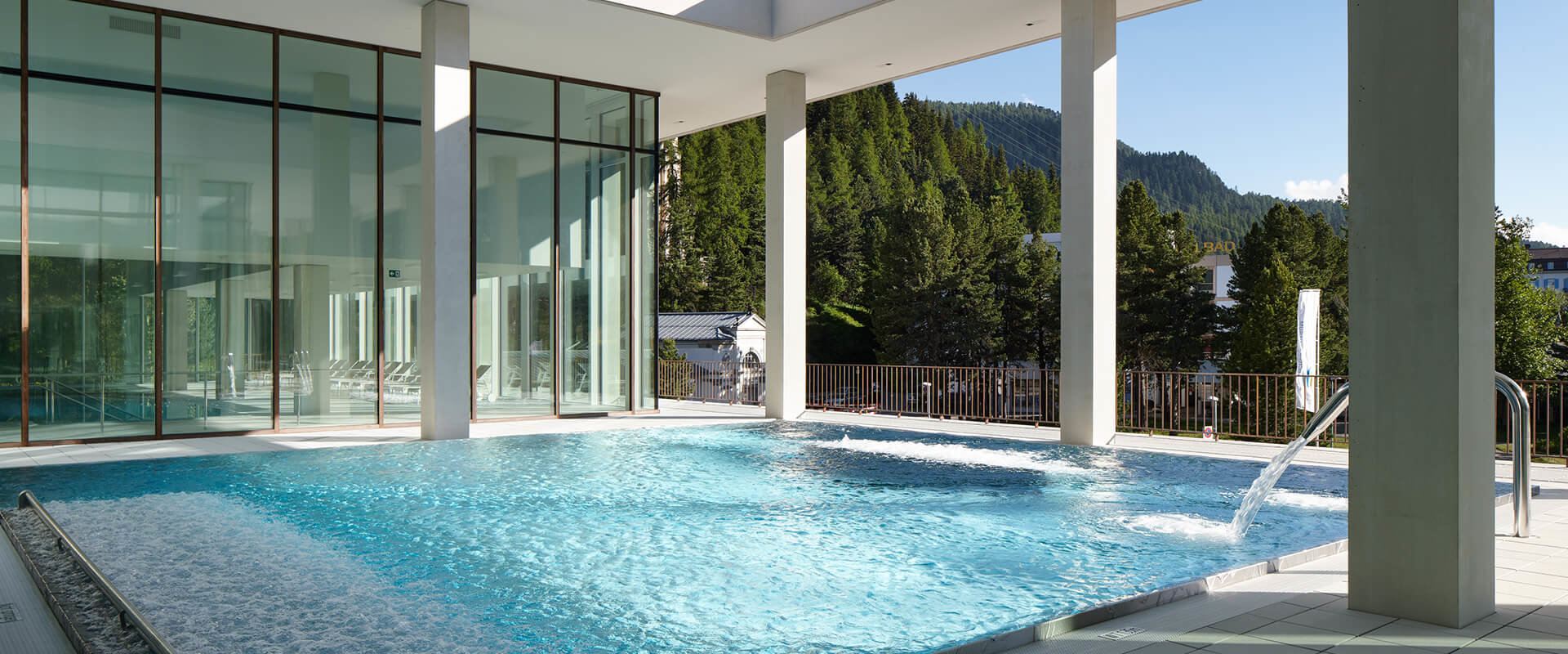 OVAVERVA Hallenbad St Moritz