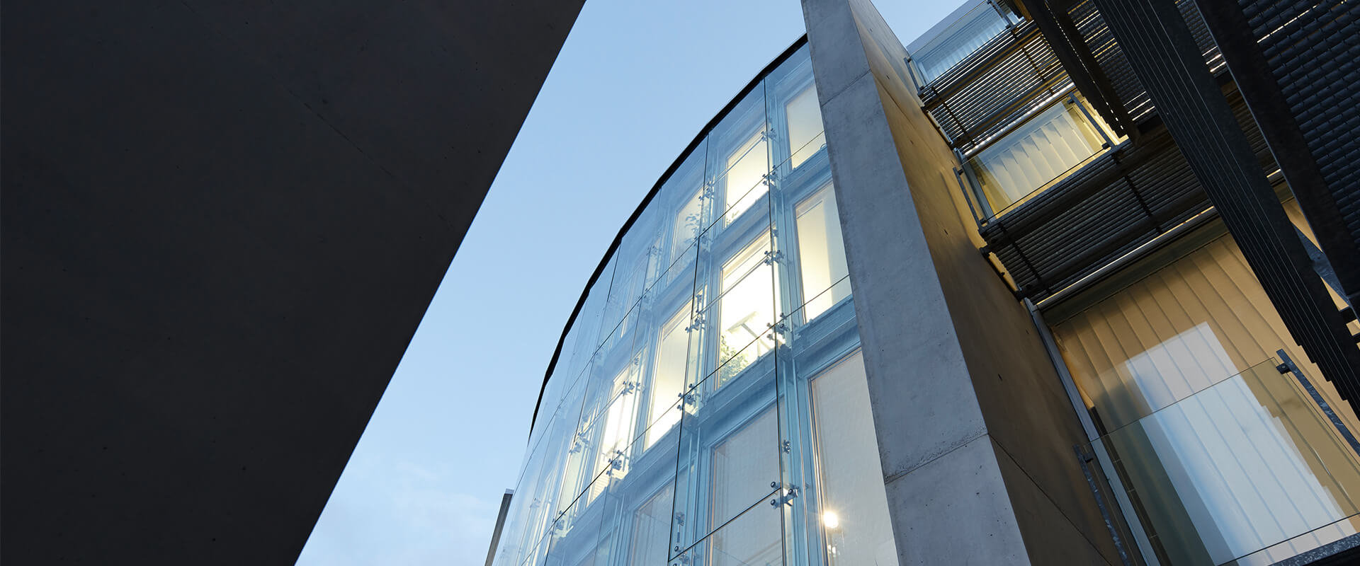 kantonalbank graubuenden gkb filale arosa