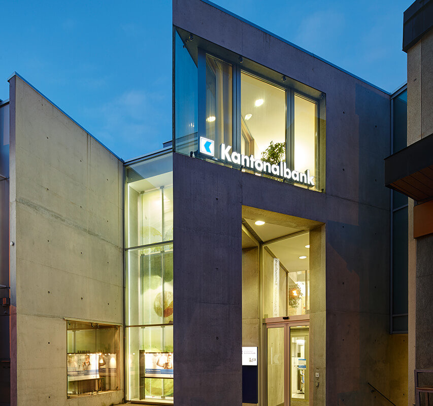 Kantonalbank Graubuenden GKB Filale Arosa