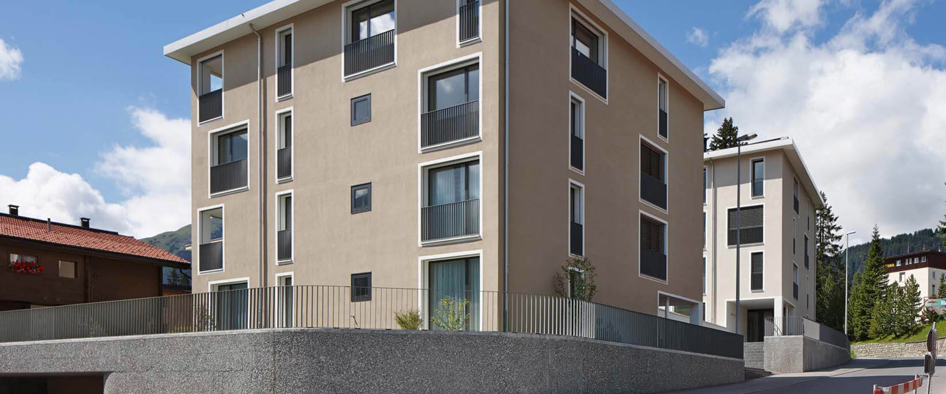 Ueberbauung Roessl  Arosa