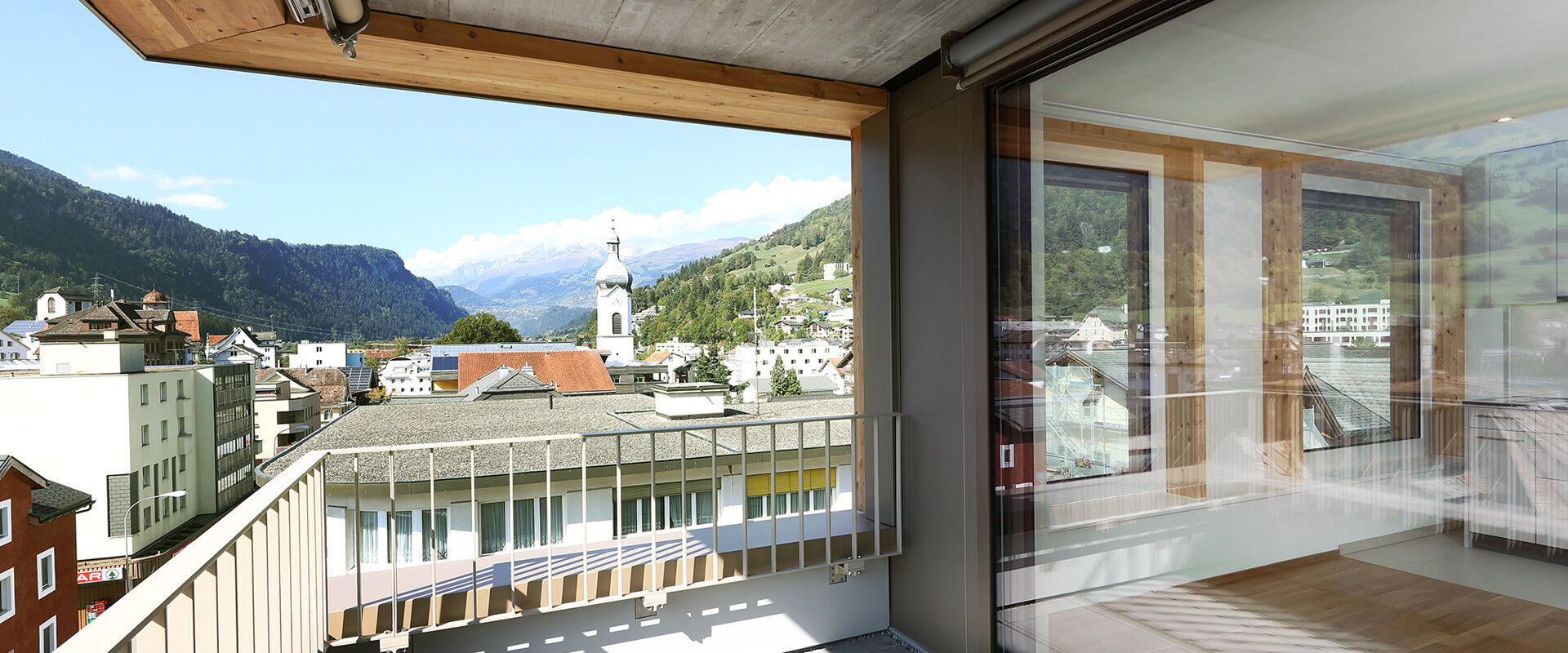 er2 1920x800
