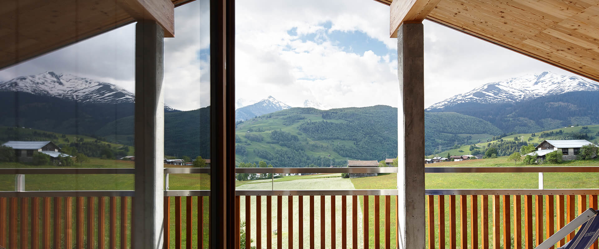 d 1920x1280 0670 reka feriendorf disentis