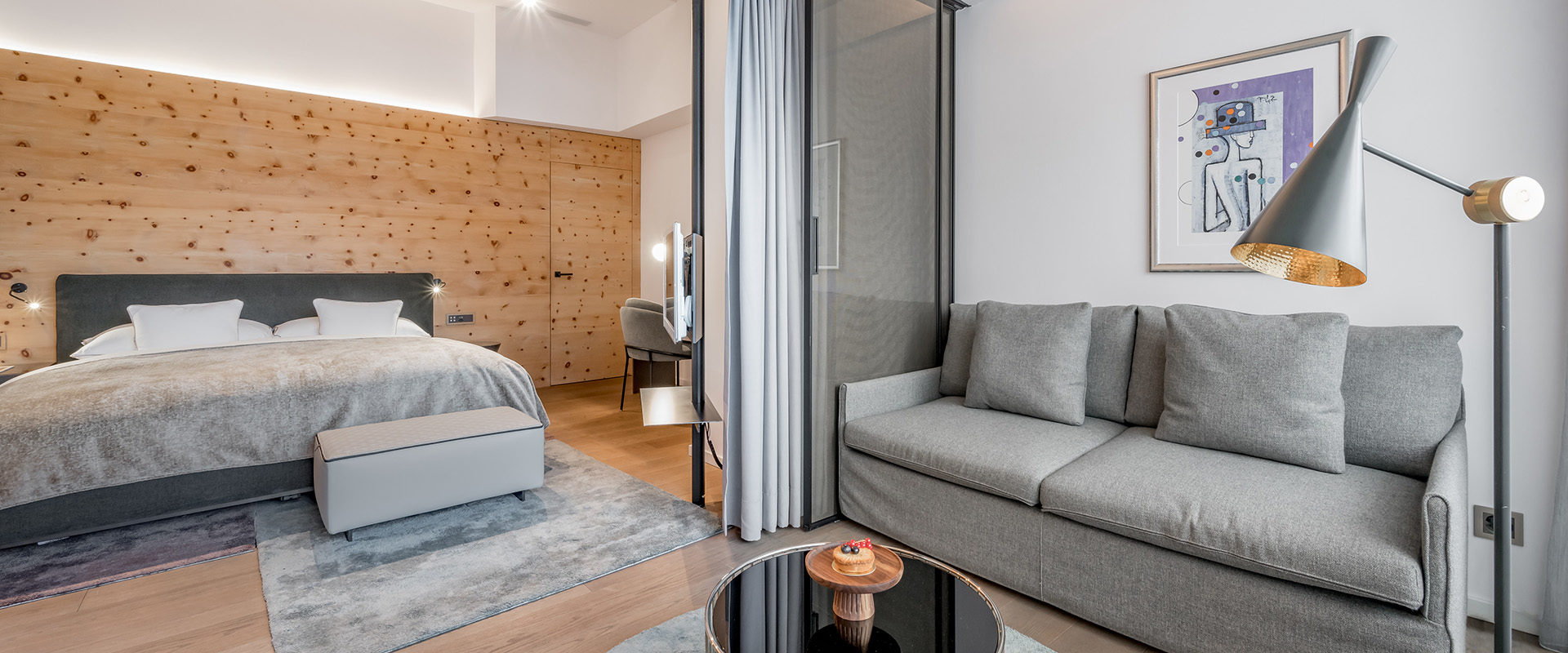 a Montana Slider004 1920x800