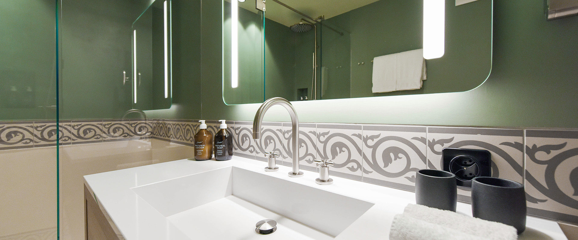 ta Palace Celerina Slider004 1920x800