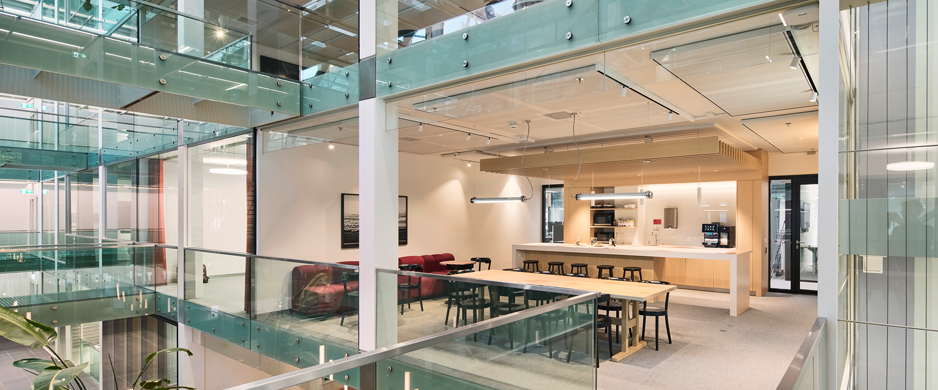 t-nobs-platz-zürich-referenzbild3-1920×800